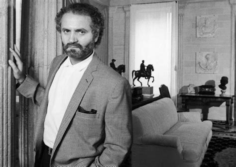 cosa e successo a gialnluca versace|gianni versace vita privata.